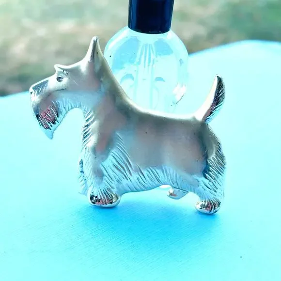 Vintage Gold Tone Matte Large Scottie Dog 70's Brooch Pin - Picture 2 of 5